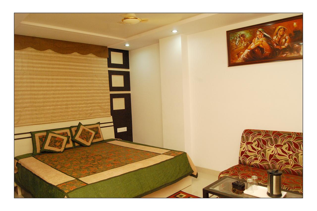 Hotel Jinendra Palace Jaipur Eksteriør billede