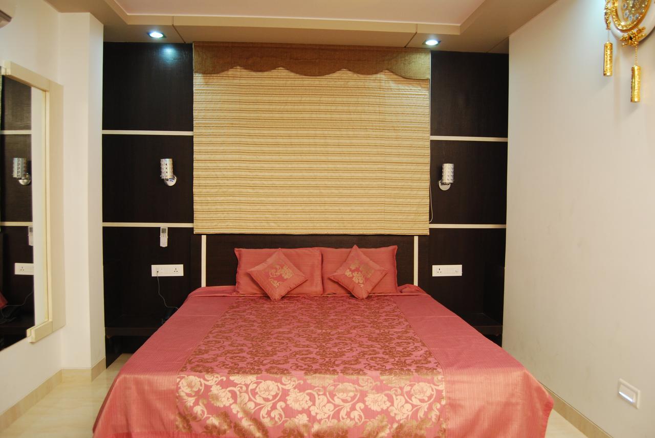 Hotel Jinendra Palace Jaipur Eksteriør billede