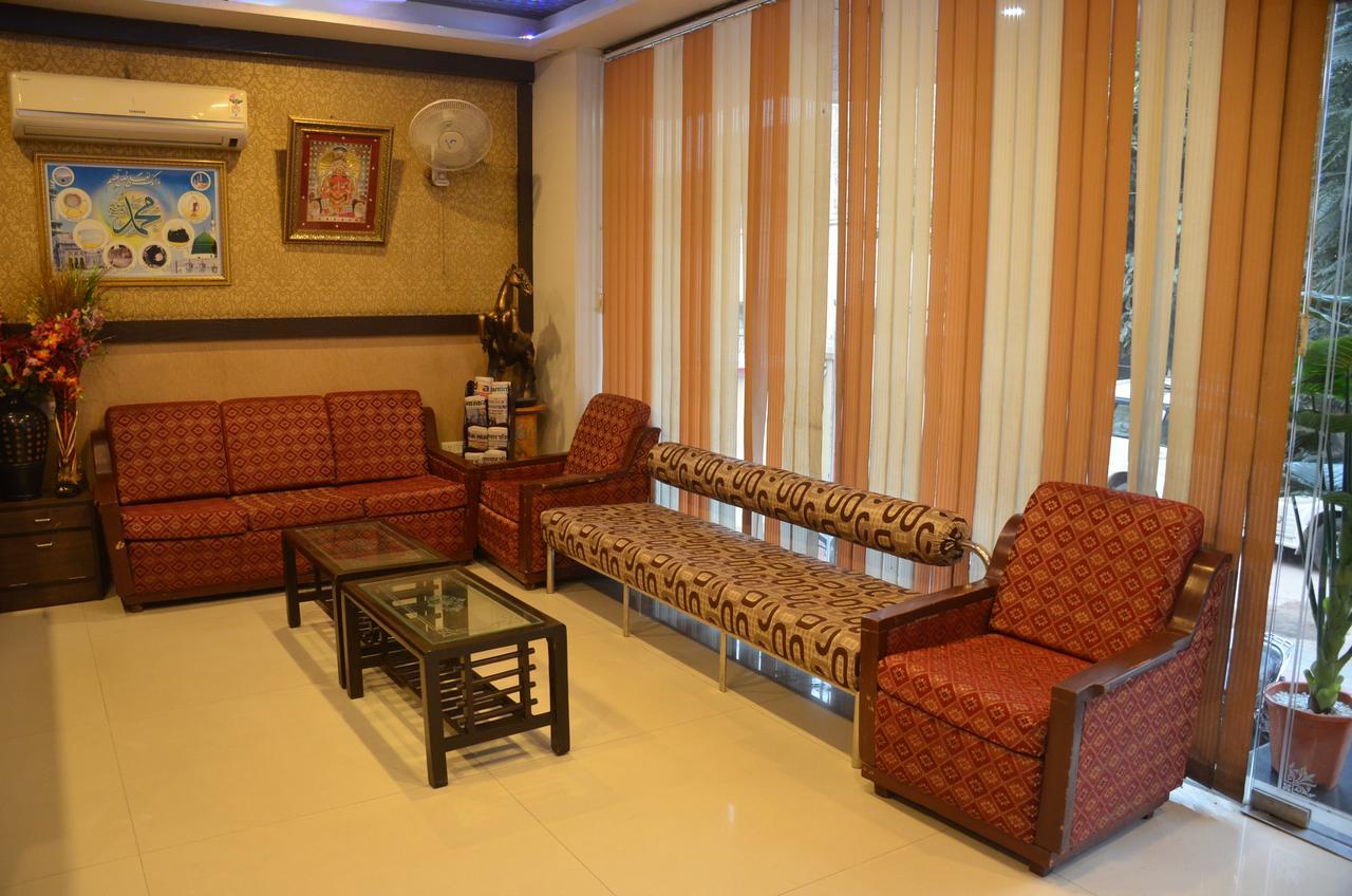 Hotel Jinendra Palace Jaipur Eksteriør billede